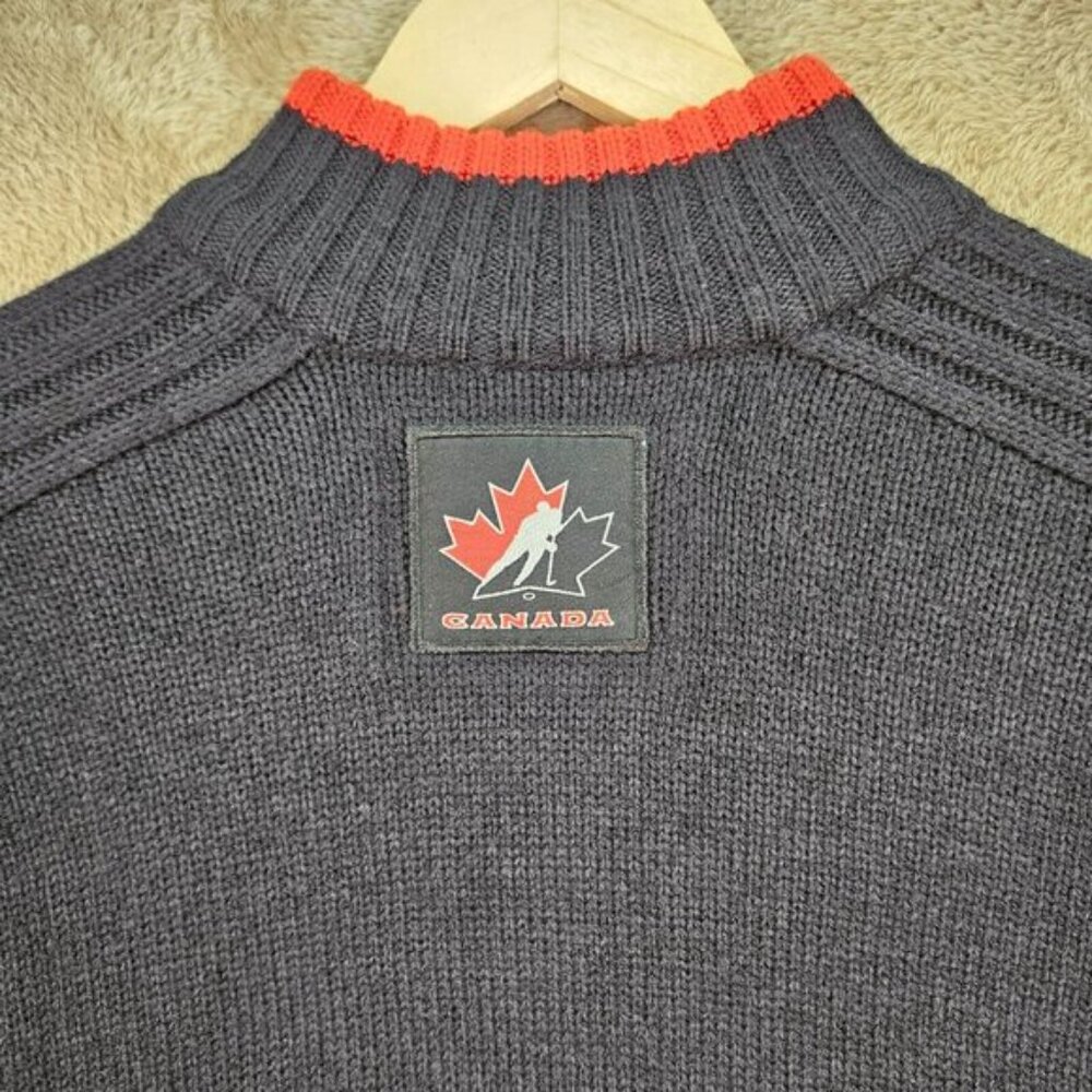 NWT Team Canada Hockey Official Licensed Long Sleeve Quarter Zip Sweater Black - Picture 10 of 11